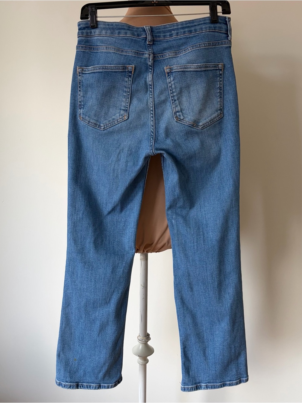 Anthropologie Pilcro Crop Flare High Rise Stretch Blue Wash Denim Jeans Size 28 - Picture 2 of 6